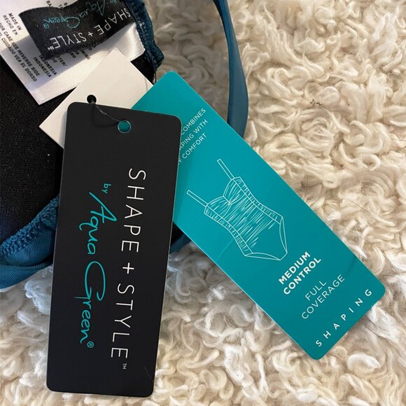 Women's Sweetheart Neck Seamed One Piece Swimsuit - Shape + Style™ by Aqua Green - Picture 7 of 9